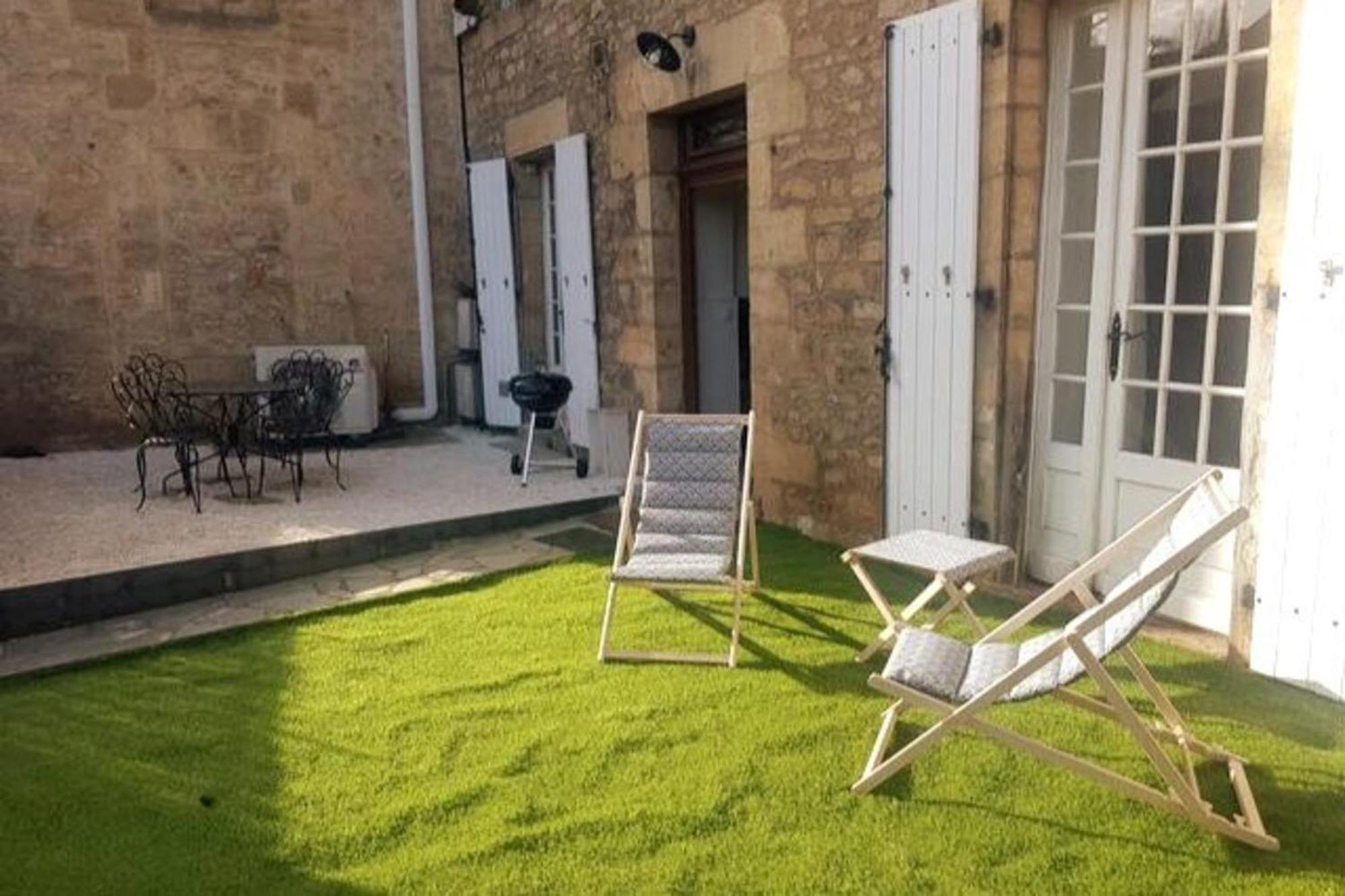 In The Heart Of Sarlat- Charming & Authentic House Villa Exterior photo